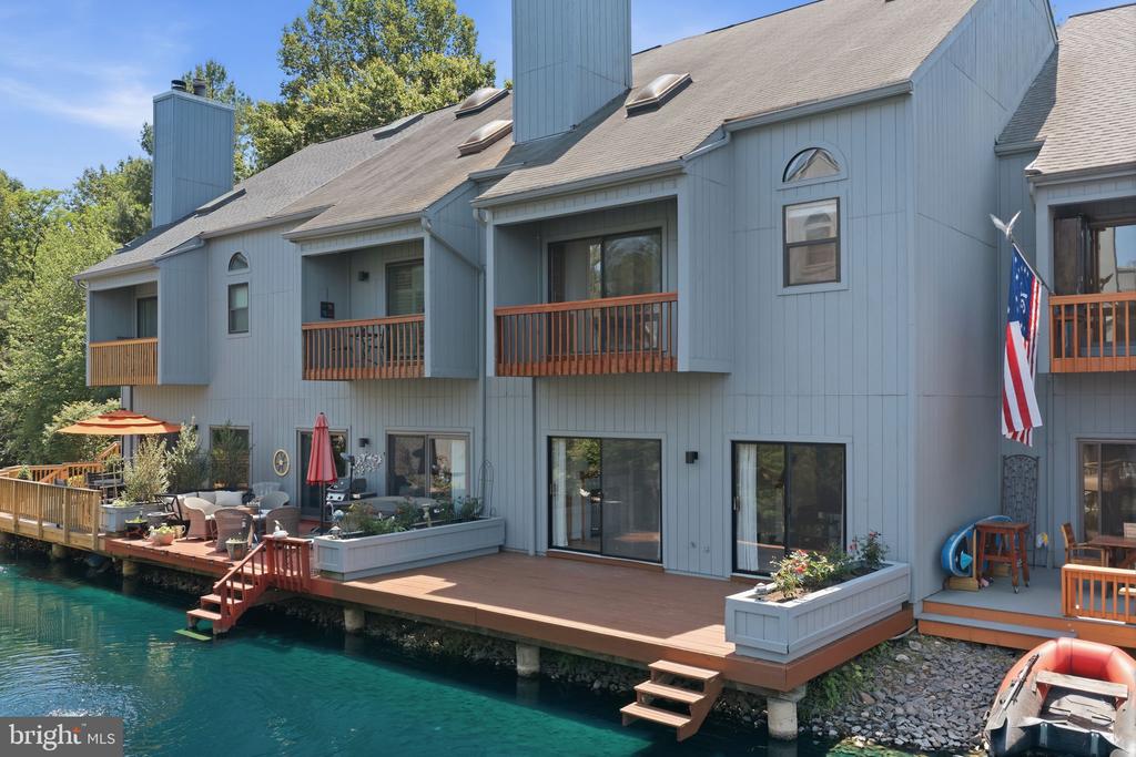 11124 GLADE DRIVE