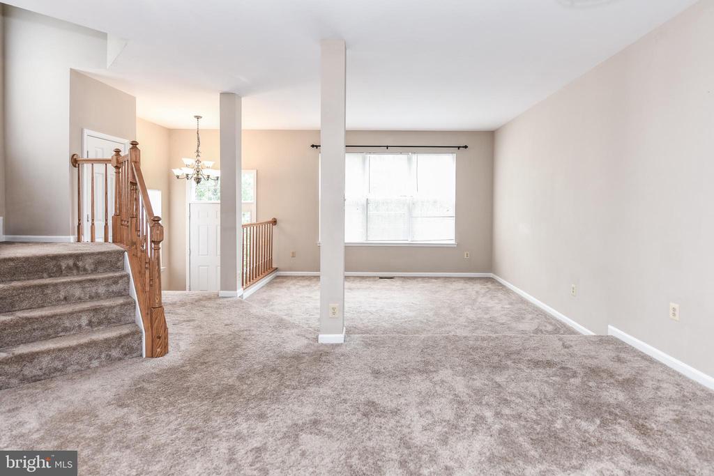 13100 WATCHWOOD LANE