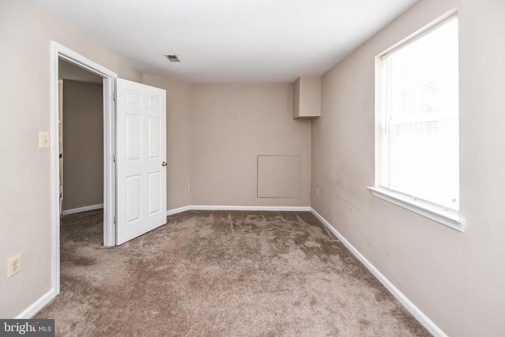 13100 WATCHWOOD LANE
