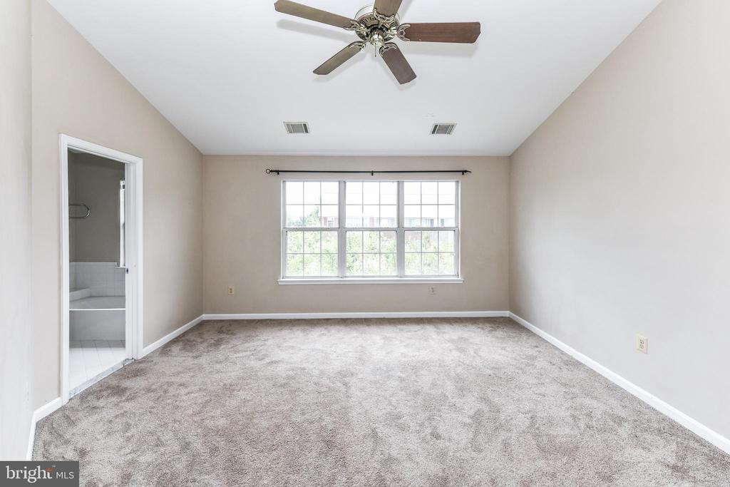 13100 WATCHWOOD LANE