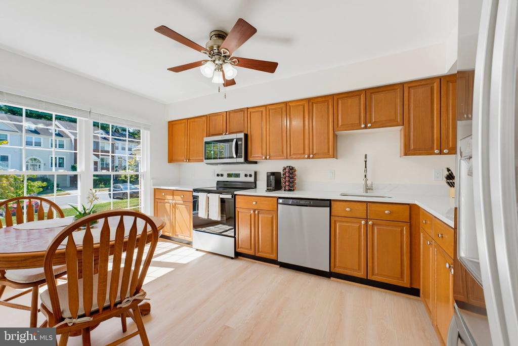 5849 WYE OAK COMMONS COURT
