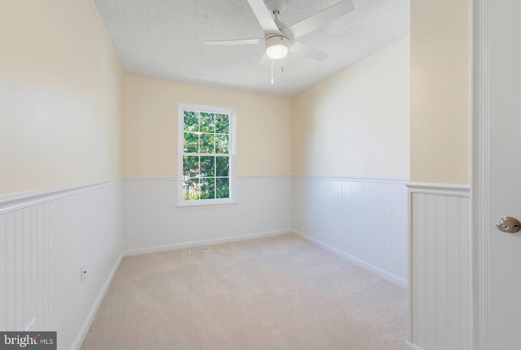 5849 WYE OAK COMMONS COURT