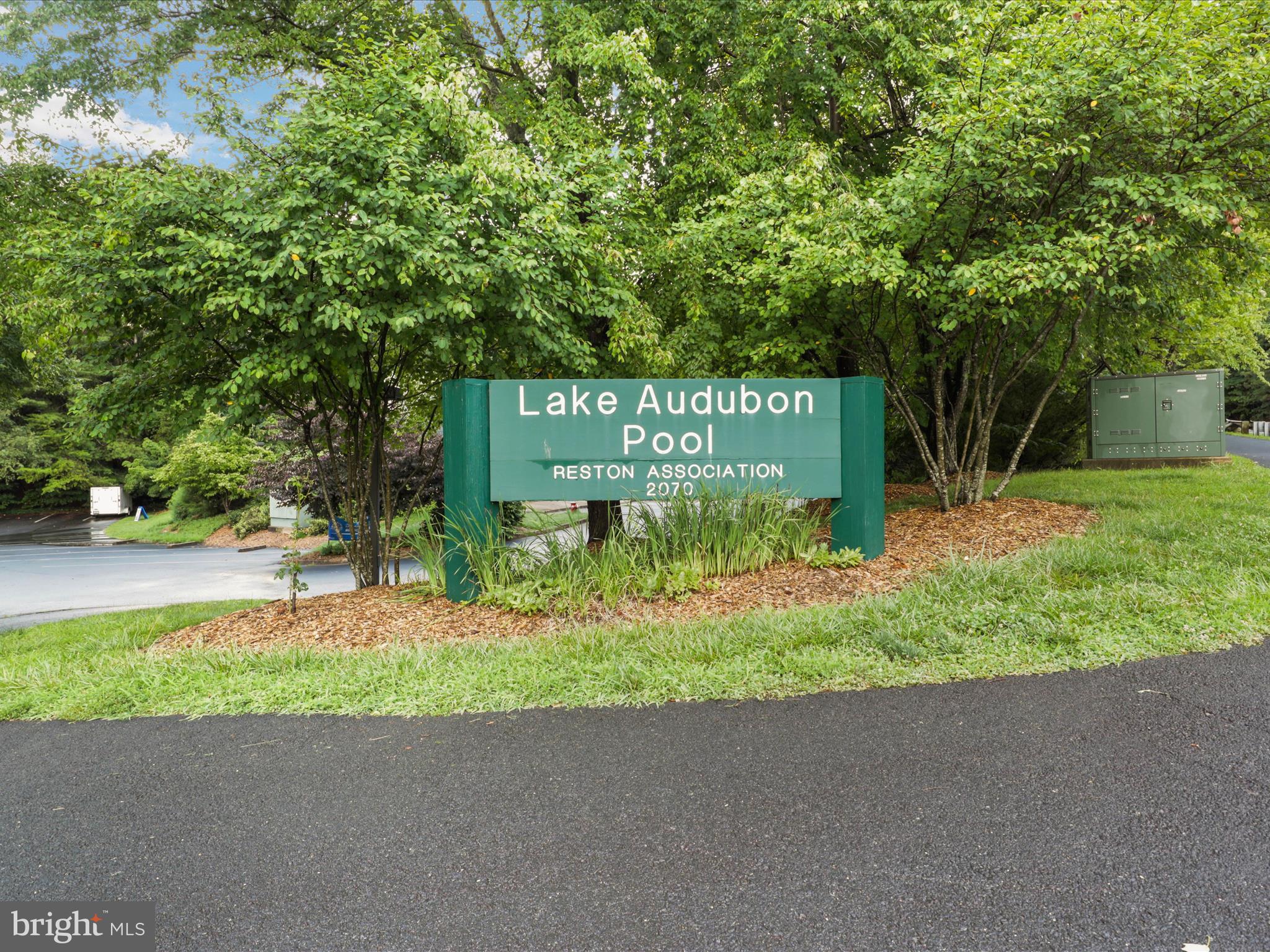 1911 VILLARIDGE DRIVE B 1911B