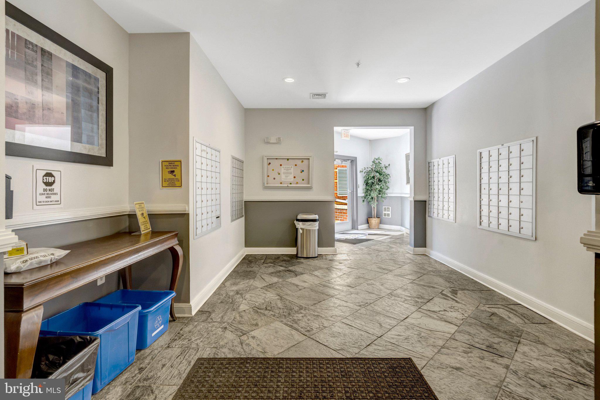 9480 VIRGINIA CENTER BOULEVARD 111