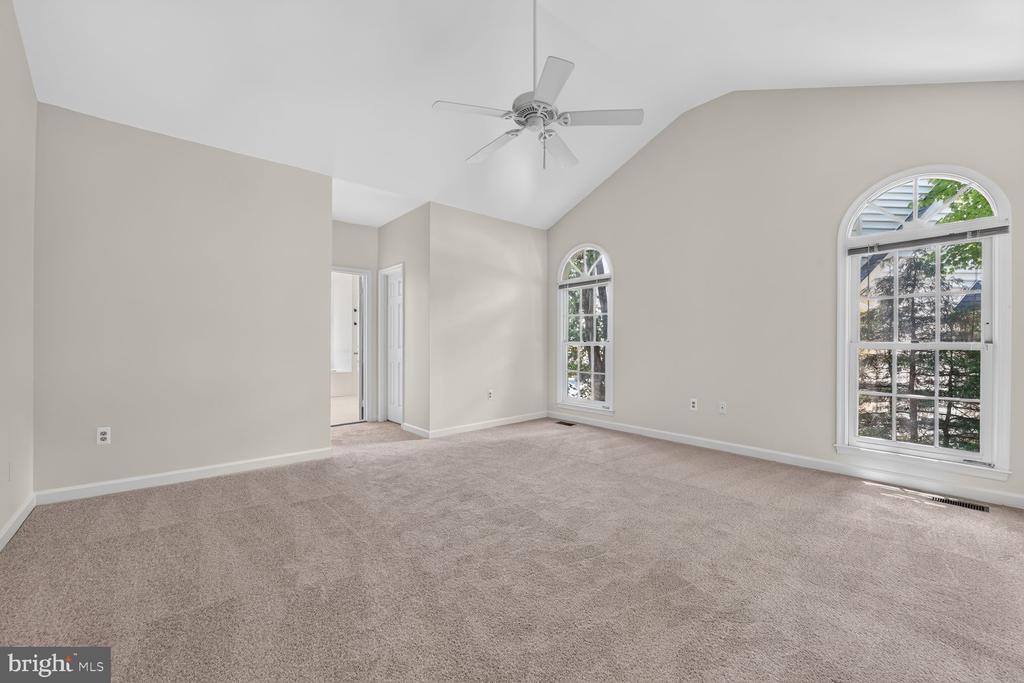 6511 ROCK CRYSTAL DRIVE