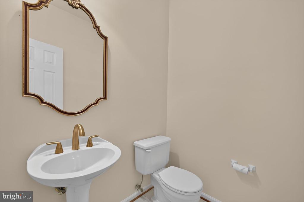 6511 ROCK CRYSTAL DRIVE