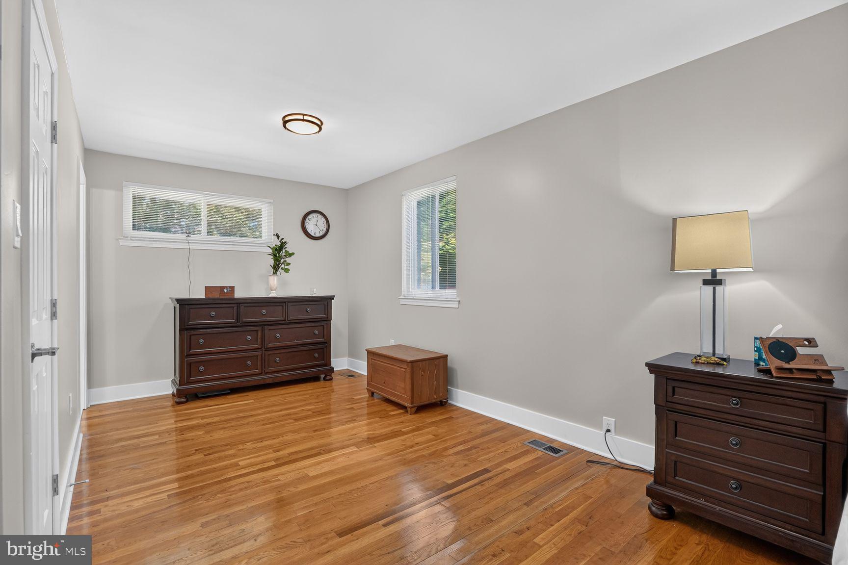 5010 GAINSBOROUGH DRIVE