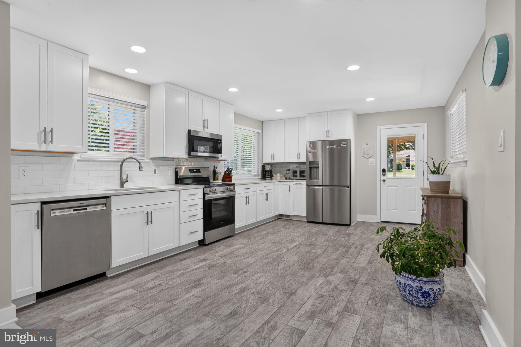 5010 GAINSBOROUGH DRIVE