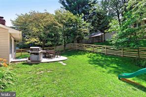 9827 RAND DRIVE