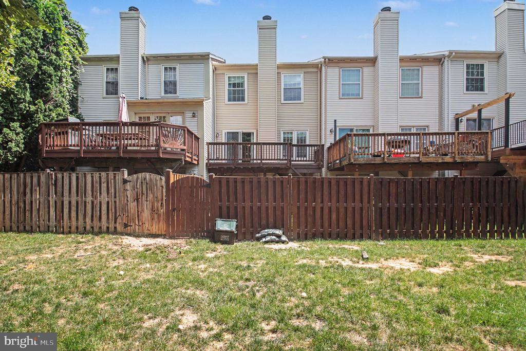 7514 OLDHAM WAY