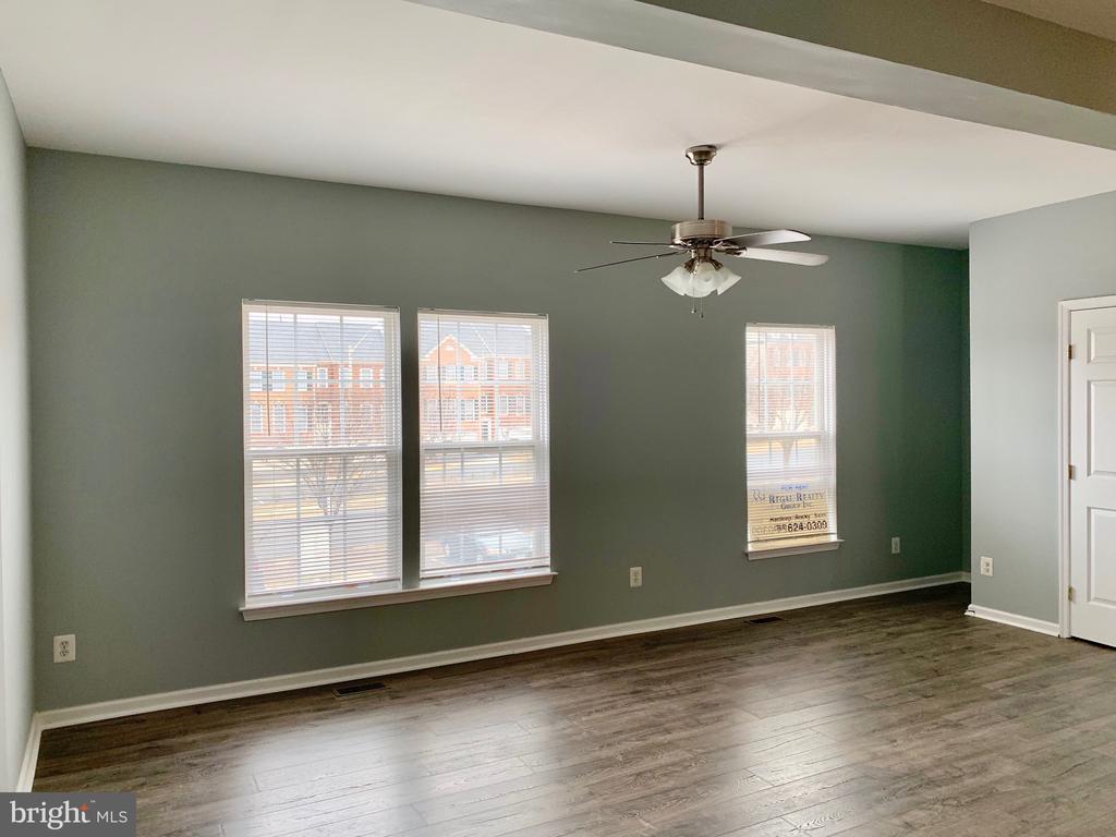 8108 HORSESHOE COTTAGE CIRCLE