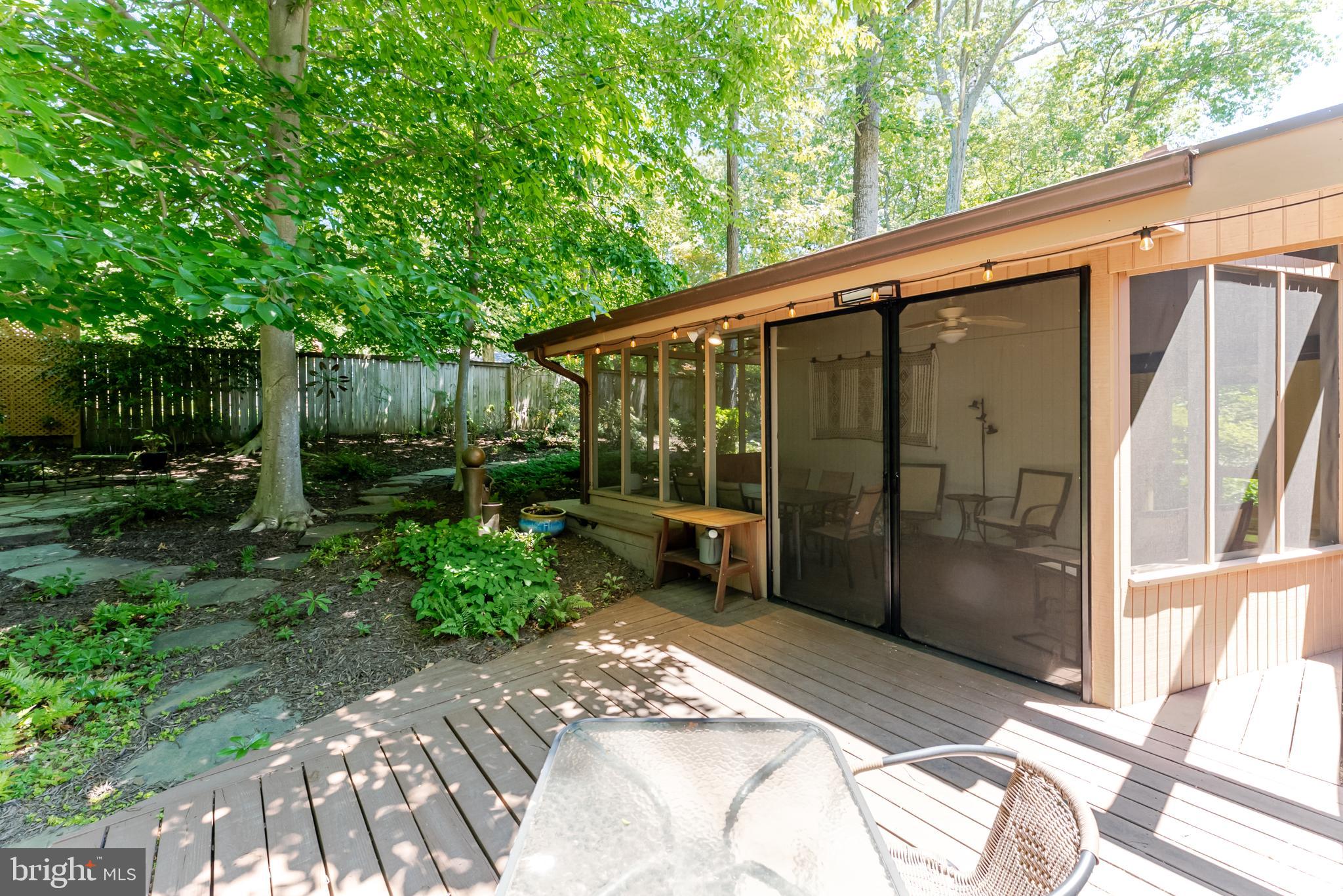 4221 ELIZABETH LANE