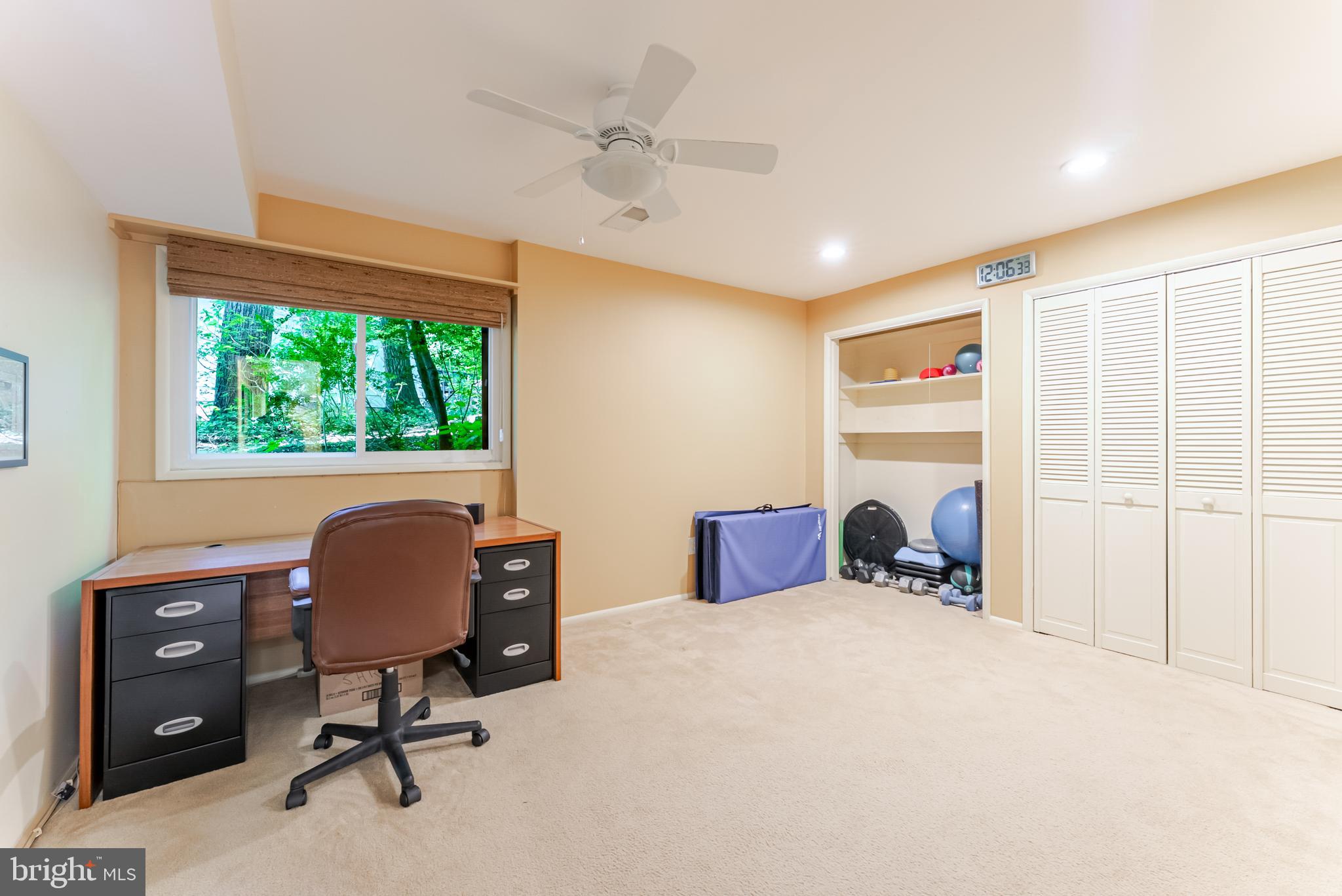 4221 ELIZABETH LANE
