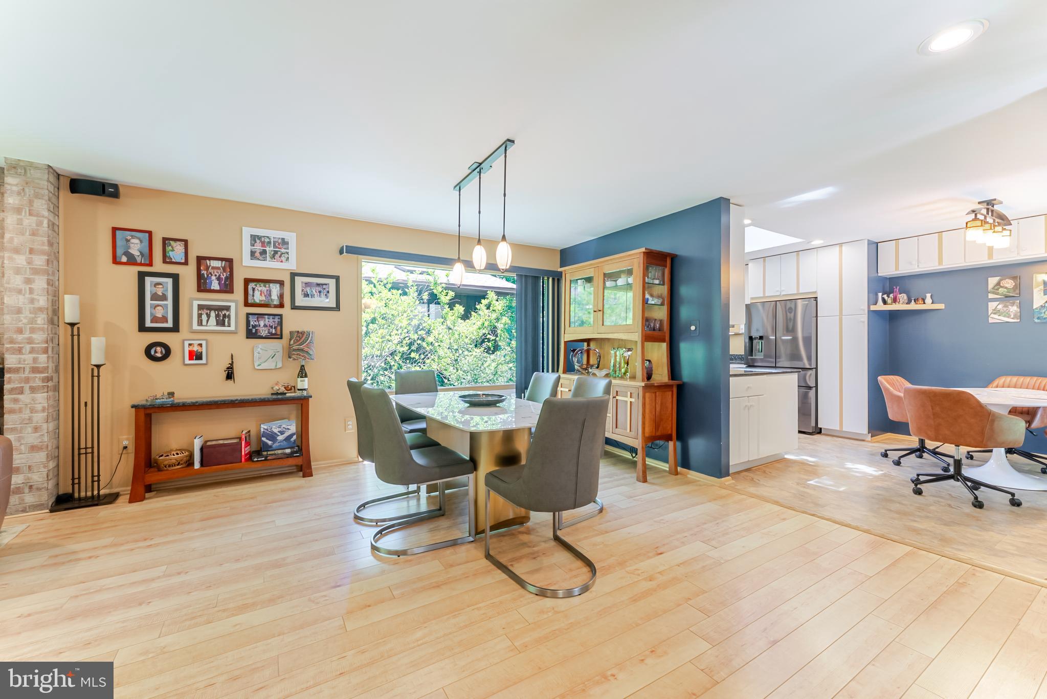 4221 ELIZABETH LANE