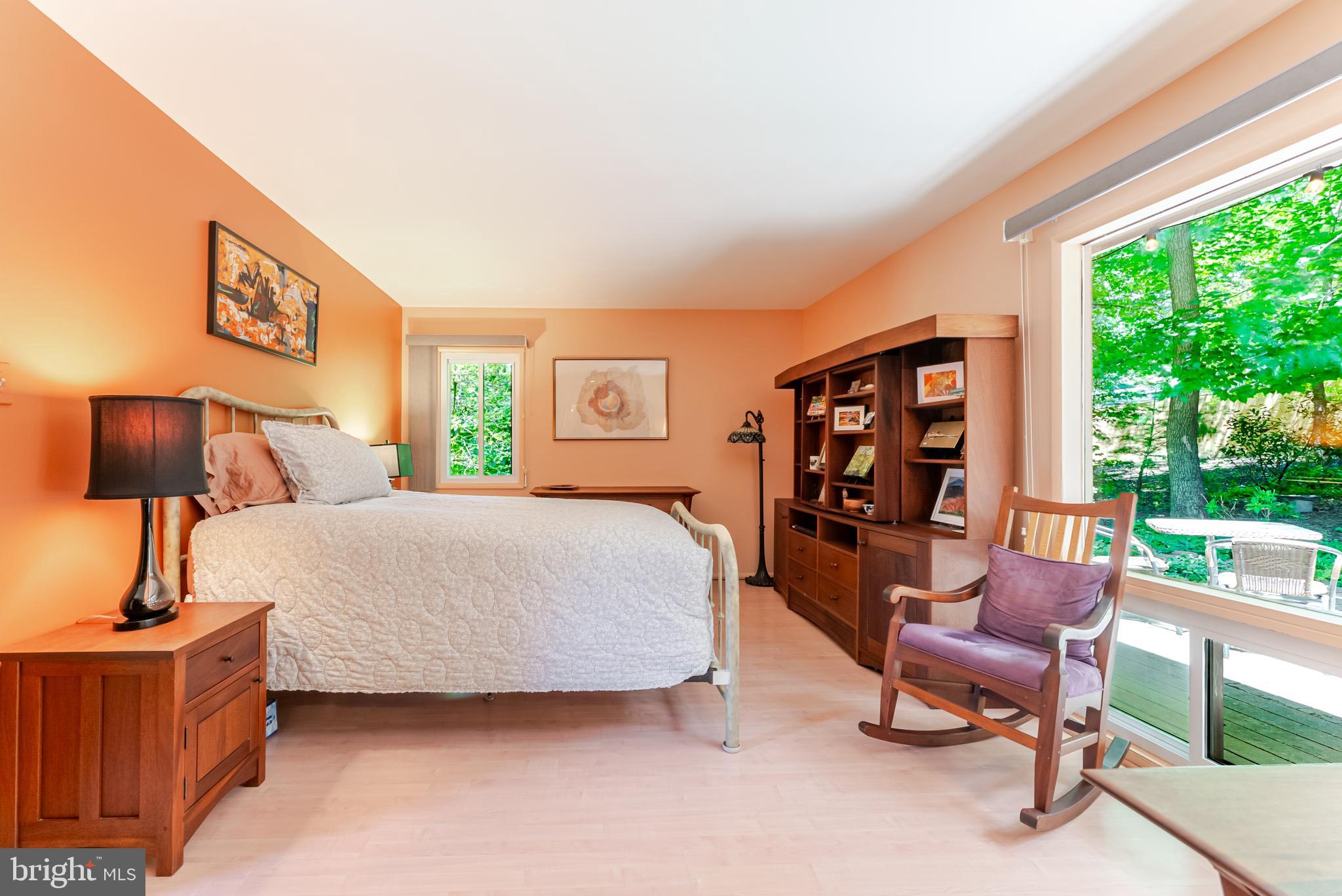 4221 ELIZABETH LANE