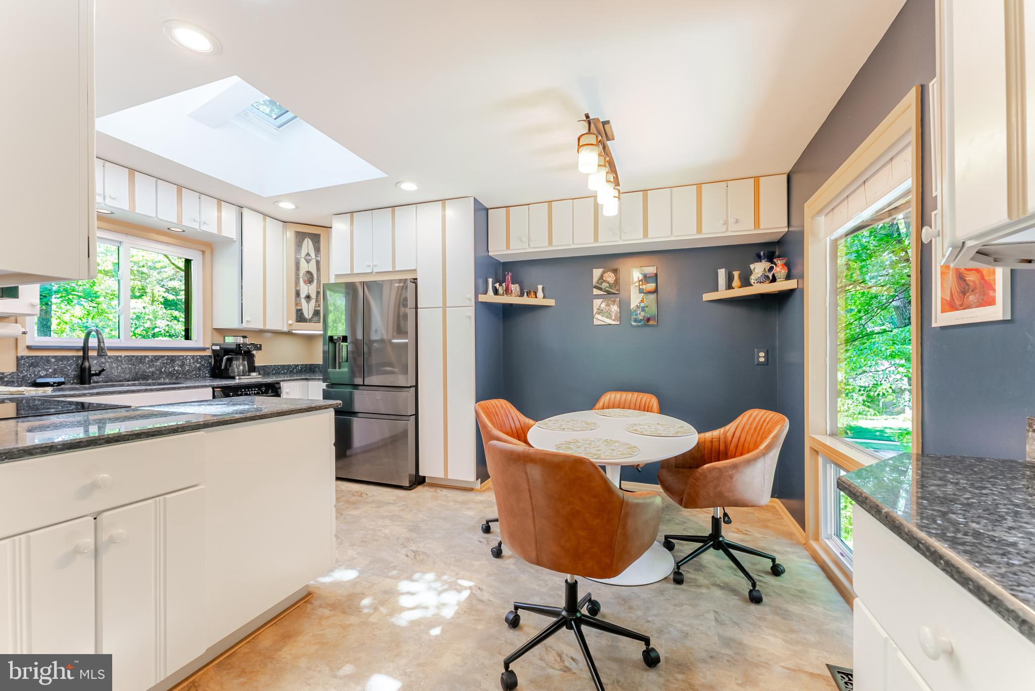 4221 ELIZABETH LANE