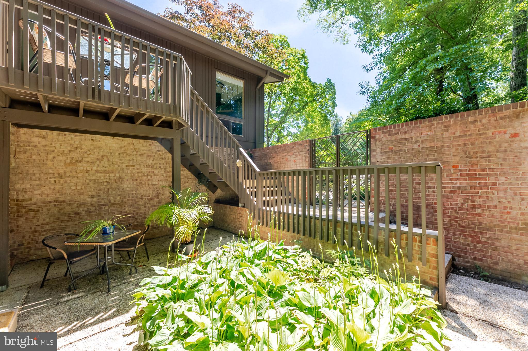 4221 ELIZABETH LANE