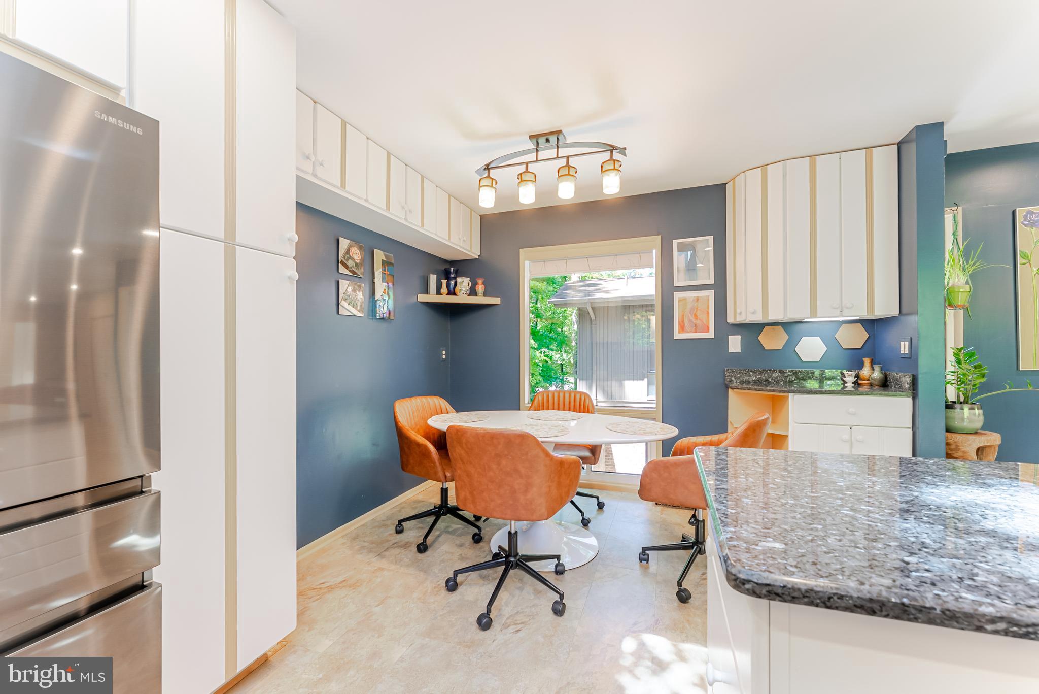 4221 ELIZABETH LANE