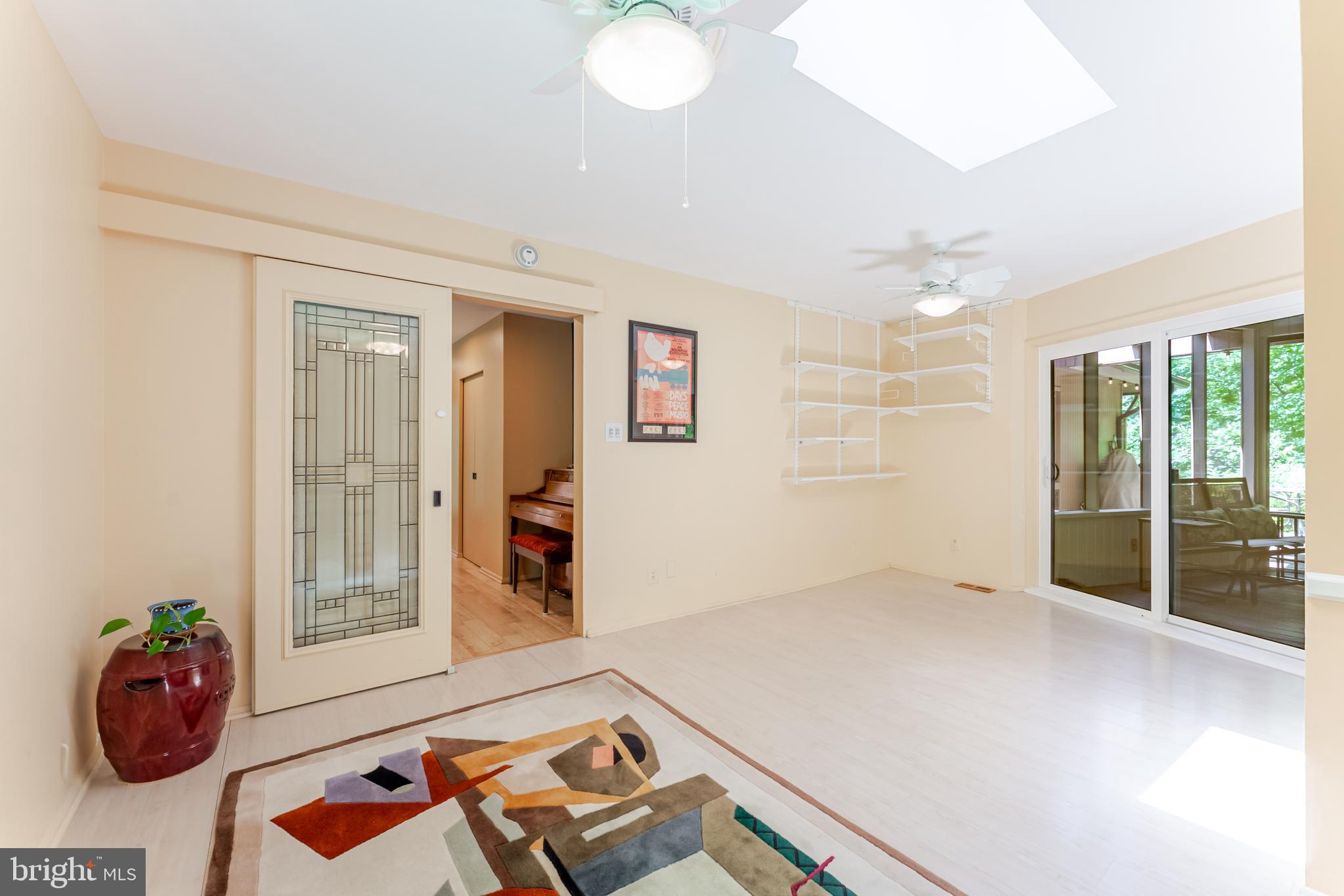 4221 ELIZABETH LANE