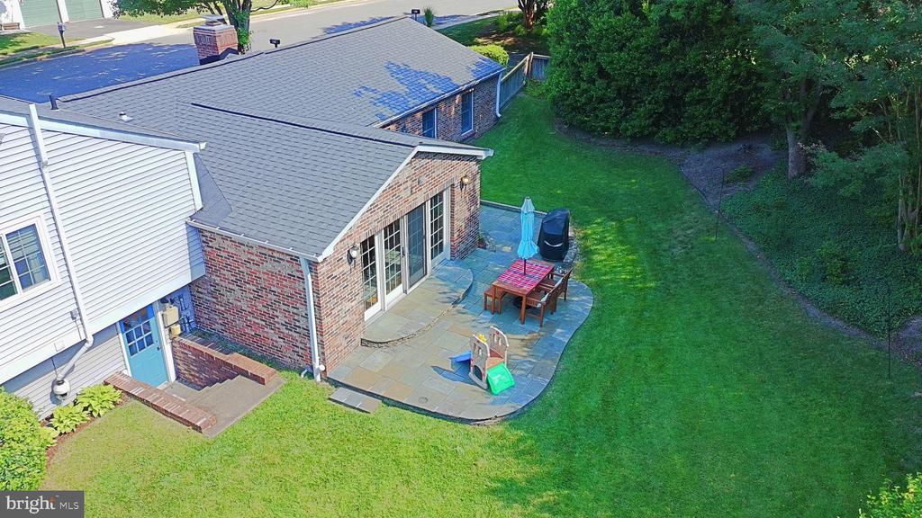 8097 WINDING WAY COURT