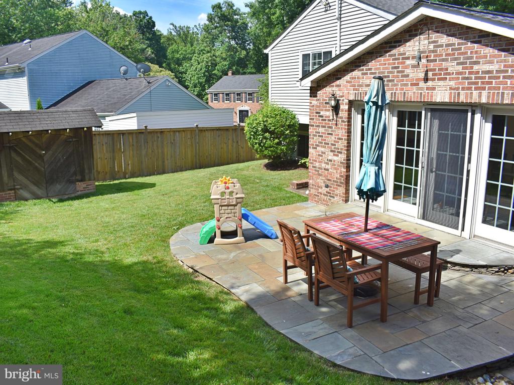 8097 WINDING WAY COURT