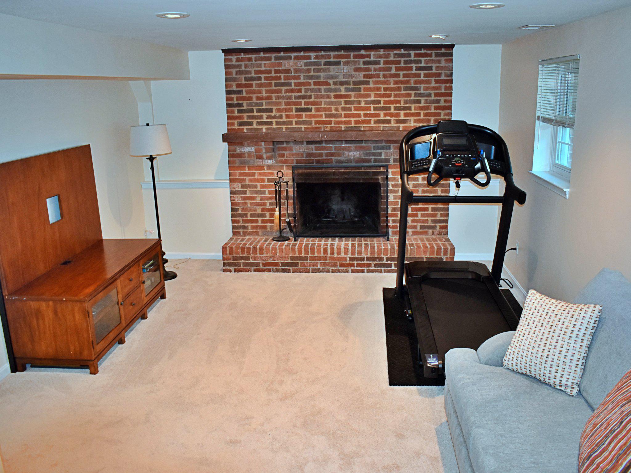 8097 WINDING WAY COURT