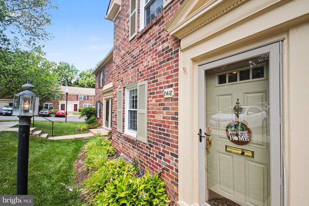 8418 PENSHURST DRIVE 592