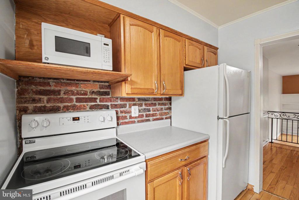 8418 PENSHURST DRIVE 592