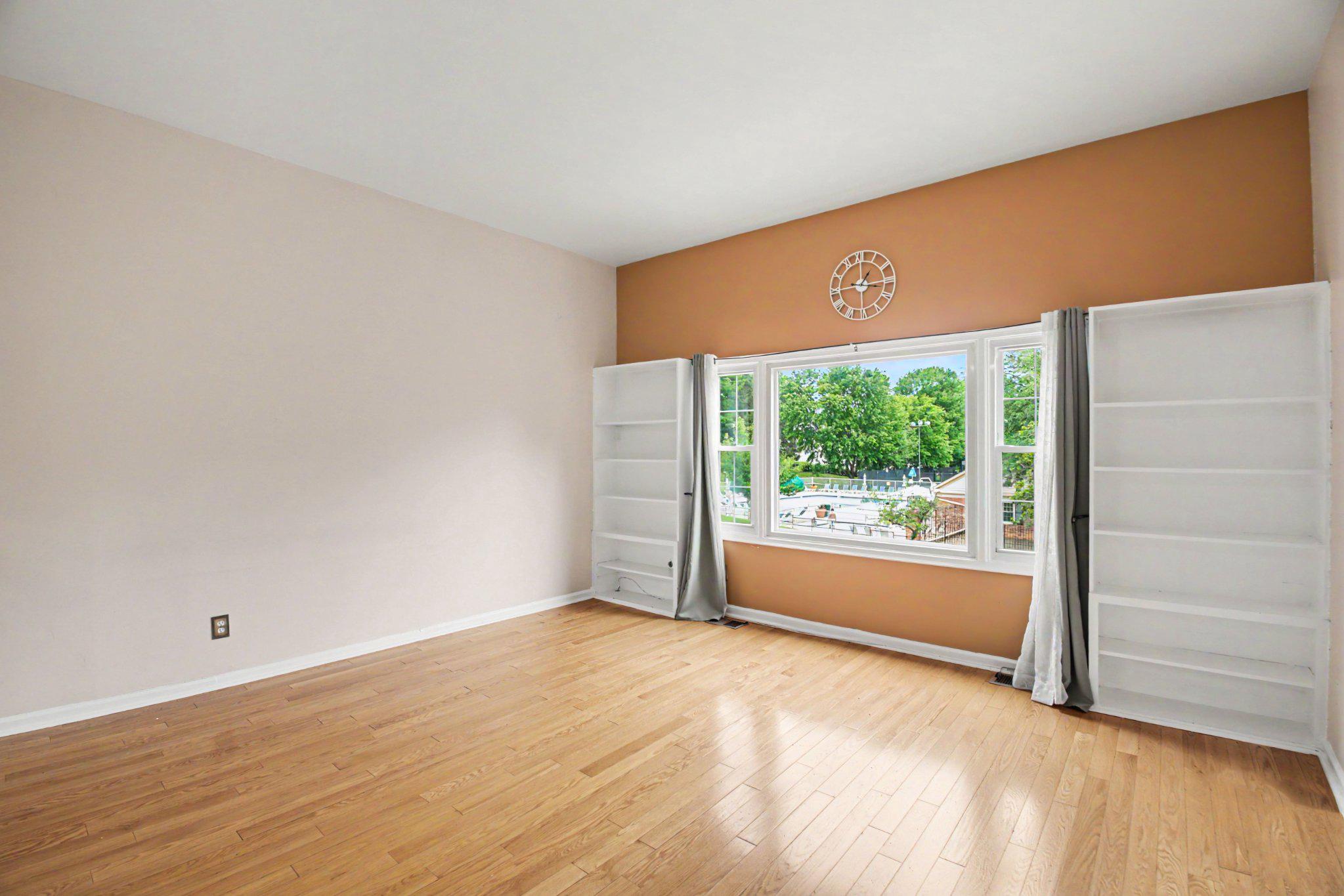 8418 PENSHURST DRIVE 592
