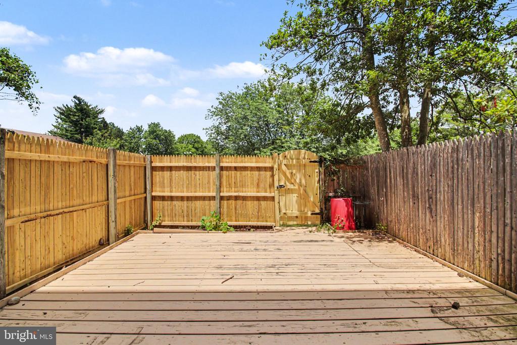 8418 PENSHURST DRIVE 592