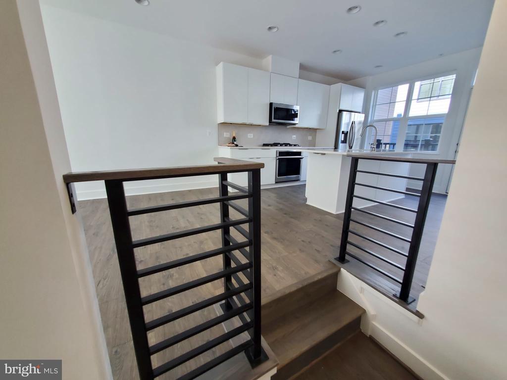 1882 MICHAEL FARADAY DRIVE