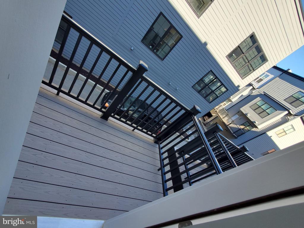 1882 MICHAEL FARADAY DRIVE