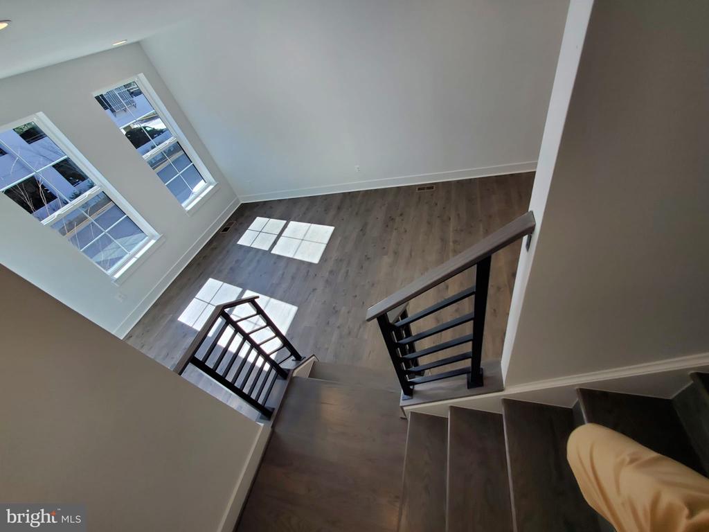 1882 MICHAEL FARADAY DRIVE