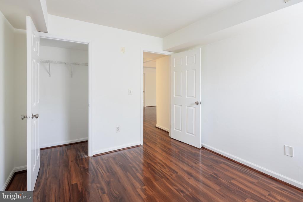 5958 FOUNDERS HILL DRIVE 301