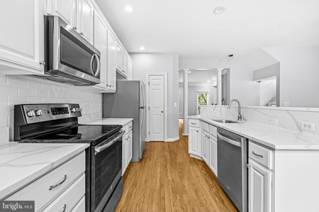 4323 THOMAS BRIGADE LANE