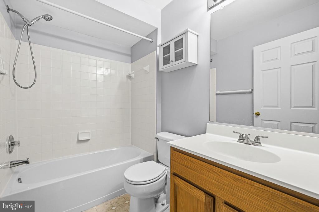 4323 THOMAS BRIGADE LANE