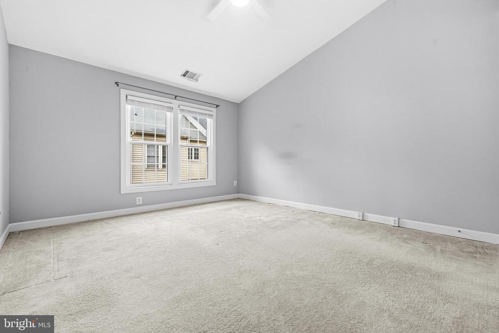 4323 THOMAS BRIGADE LANE