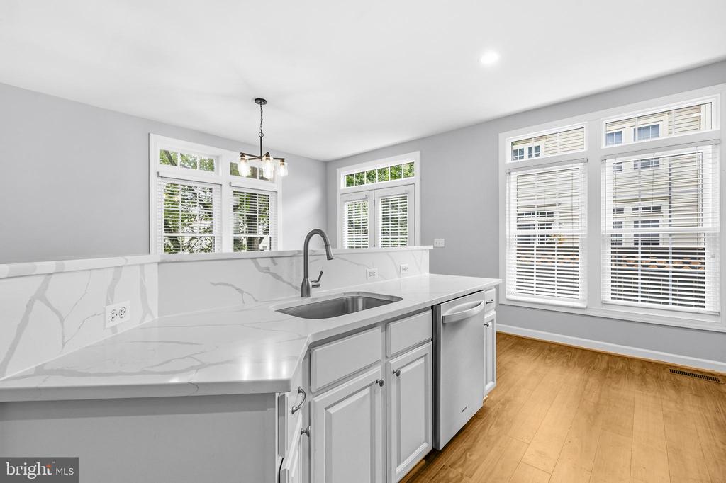 4323 THOMAS BRIGADE LANE