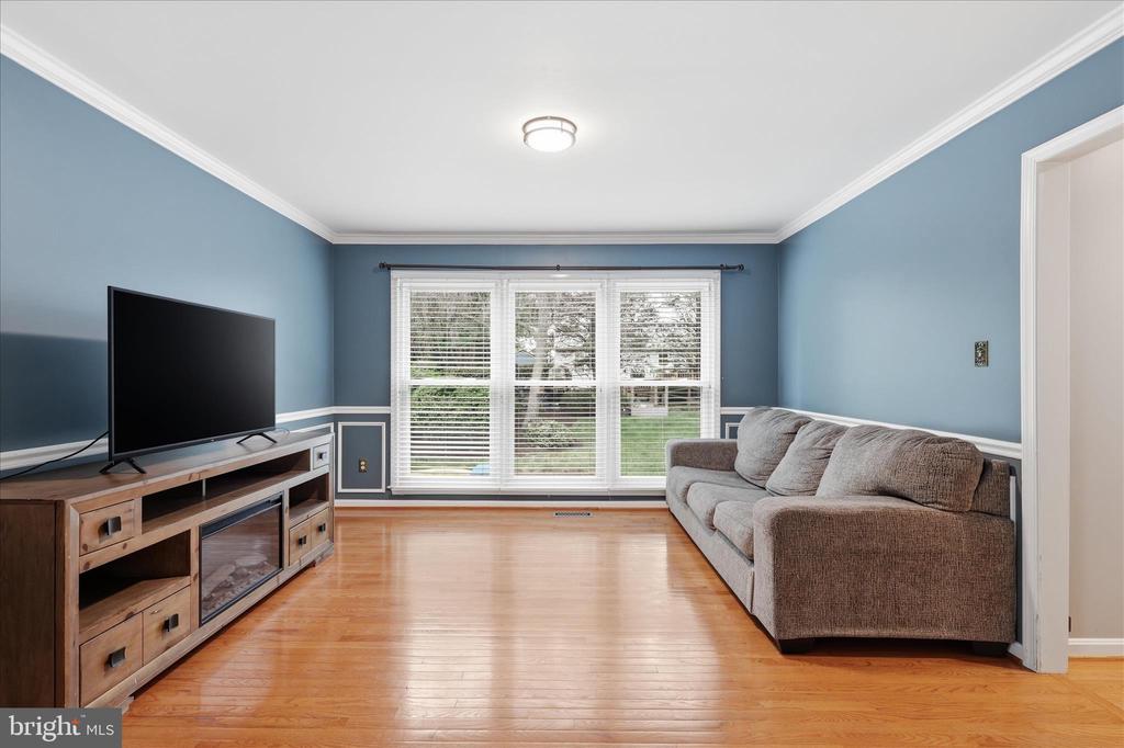 1498 POWELLS TAVERN PLACE