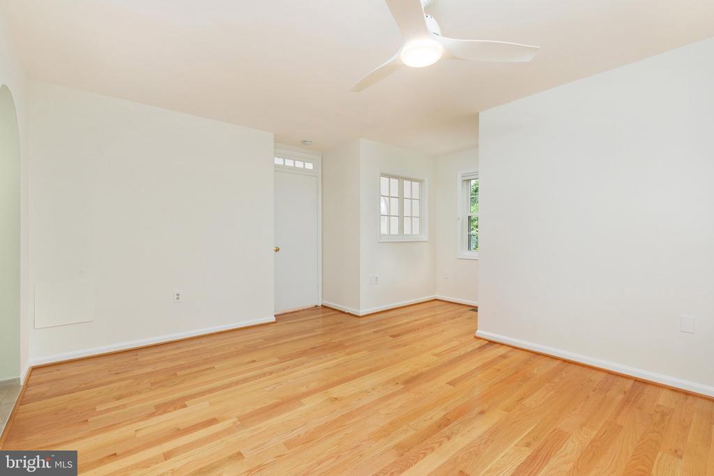 11980 SENTINEL POINT COURT