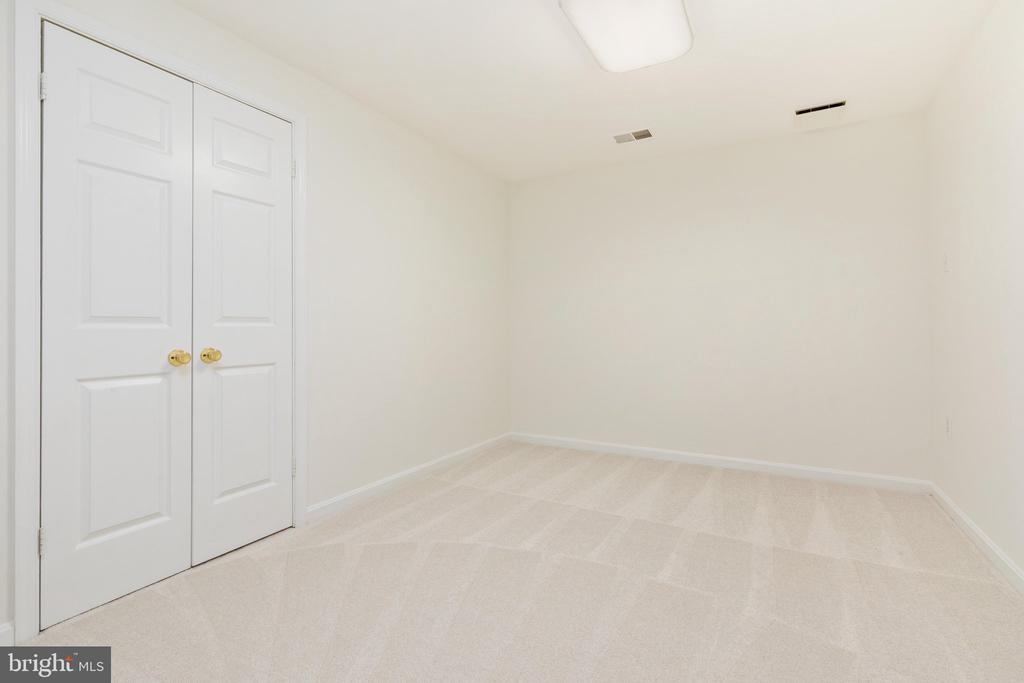 11980 SENTINEL POINT COURT