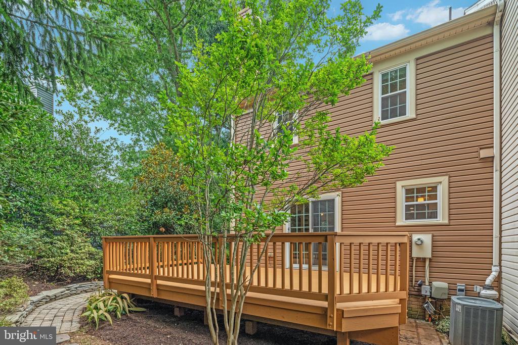 11980 SENTINEL POINT COURT