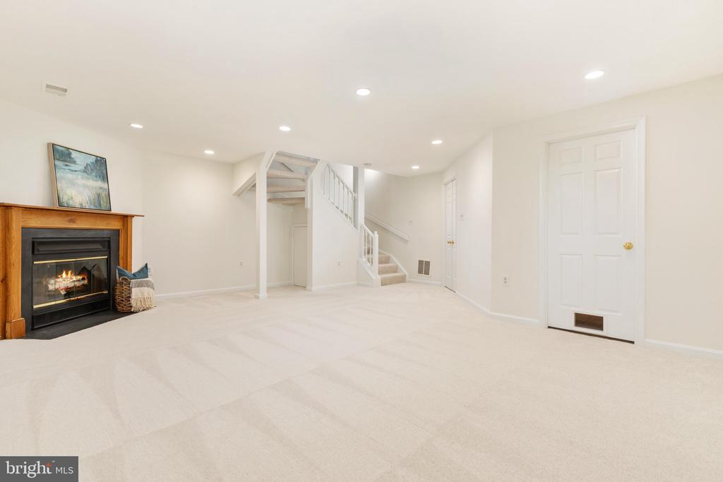 11980 SENTINEL POINT COURT