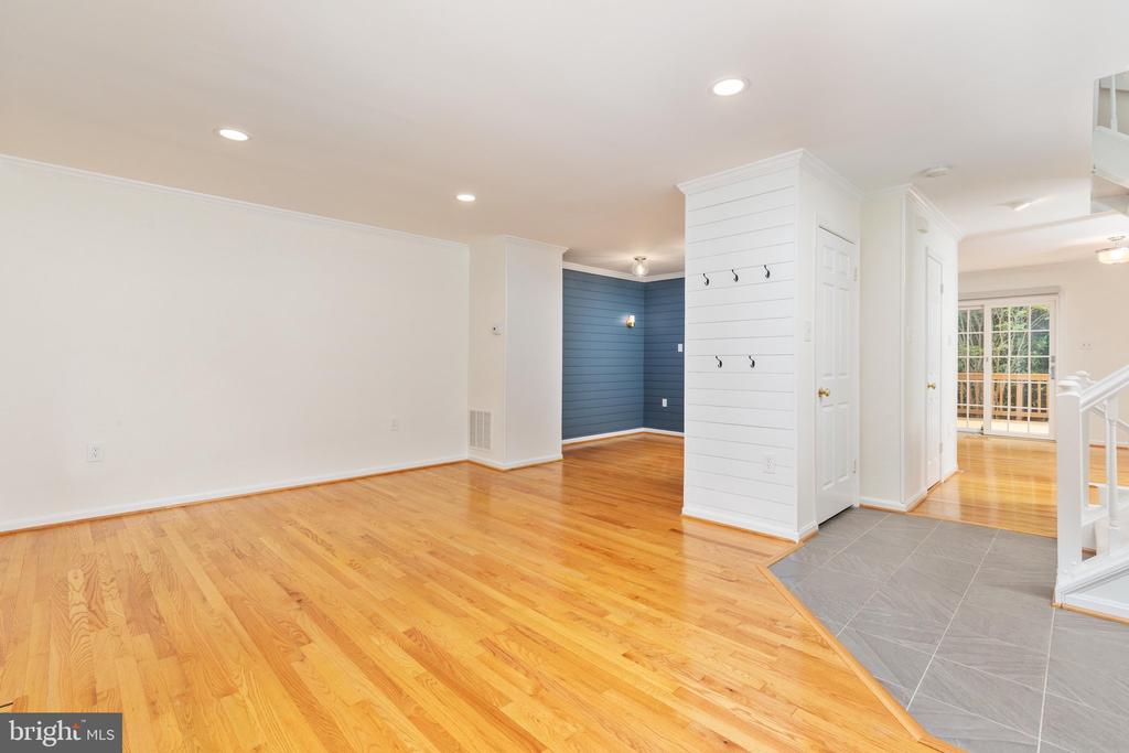 11980 SENTINEL POINT COURT