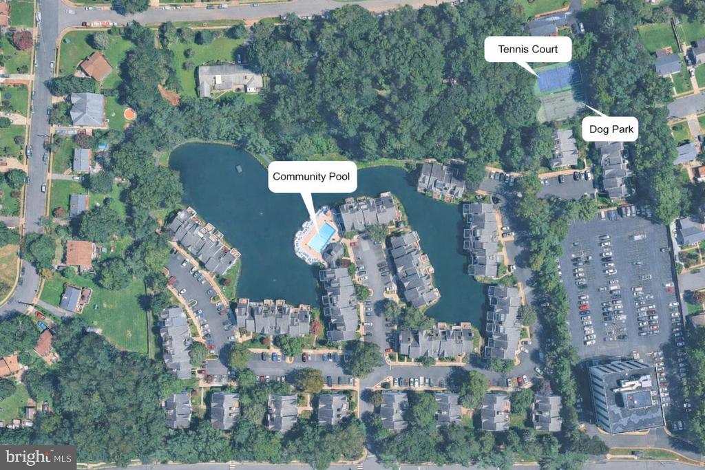 3301 LAKESIDE VIEW DRIVE Unit: 2-1