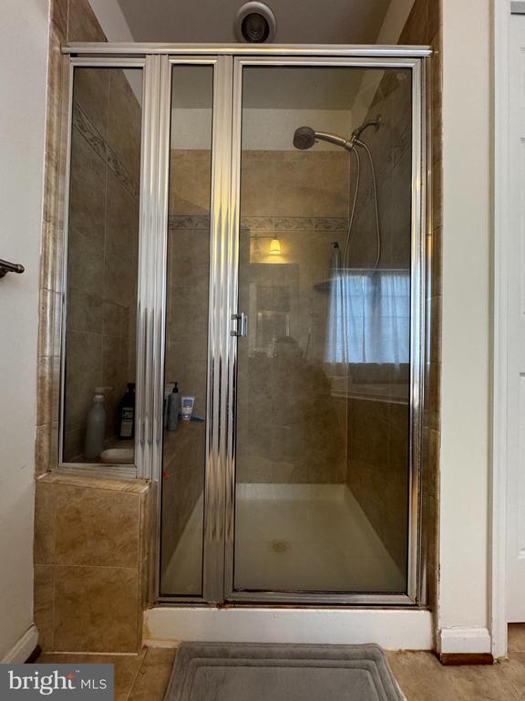 5609 FAIRCLOTH COURT