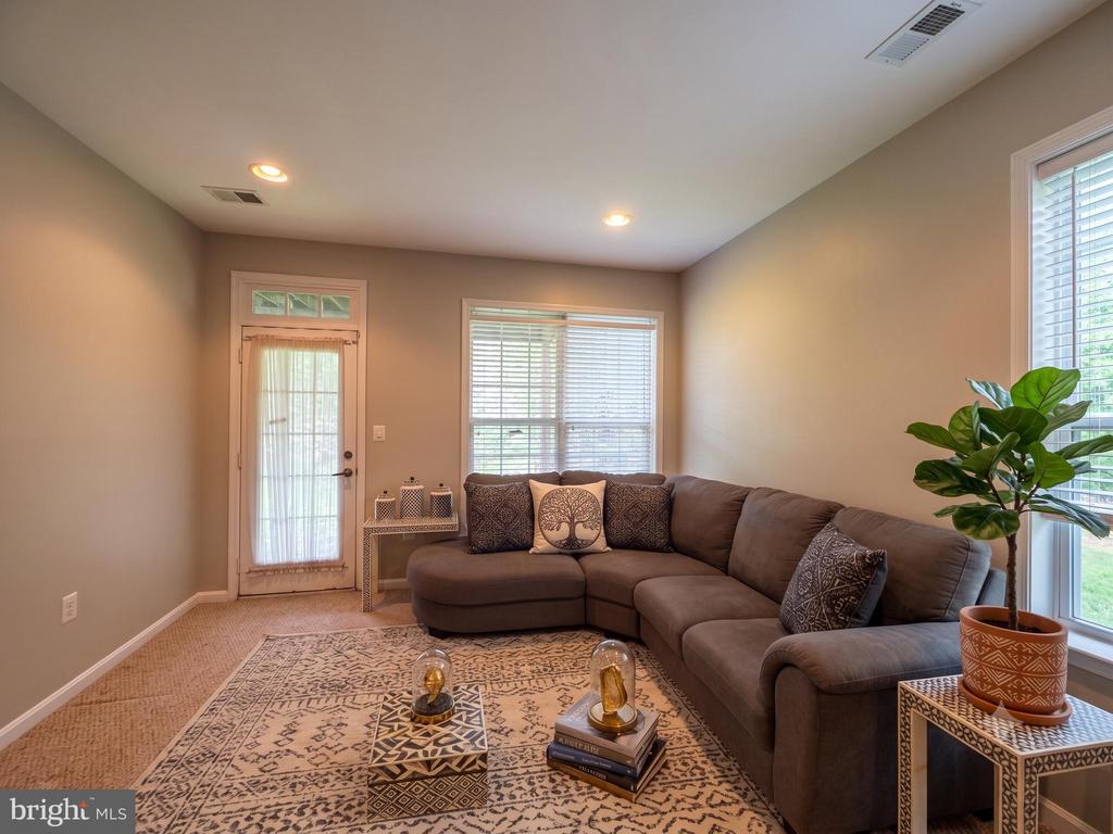 5609 FAIRCLOTH COURT
