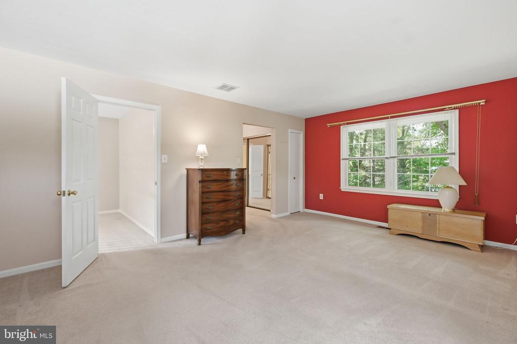 4308 WARNER LANE