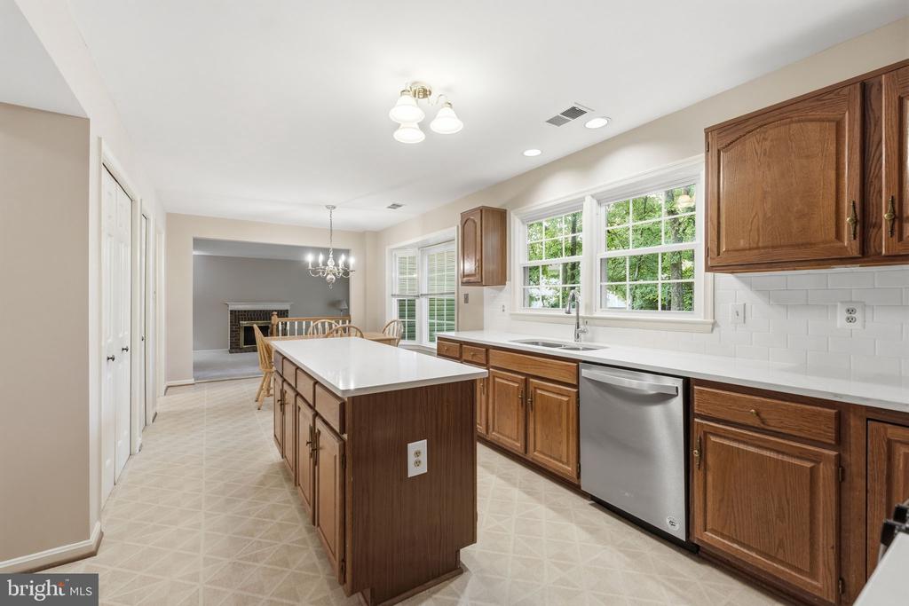 4308 WARNER LANE