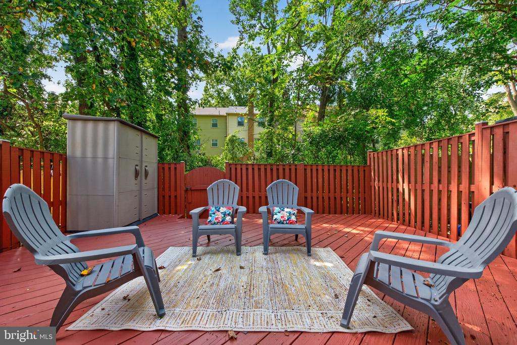 9696 POINDEXTER COURT